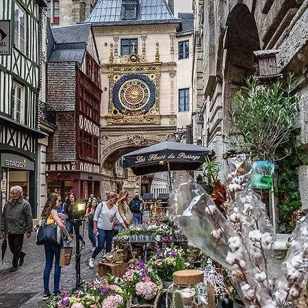 Cosy & Elegant Centre Historique